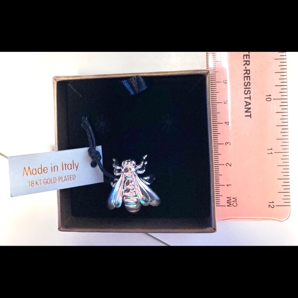 NWT Bella Diva Bee ring. Size 7 - Picture 9 of 9